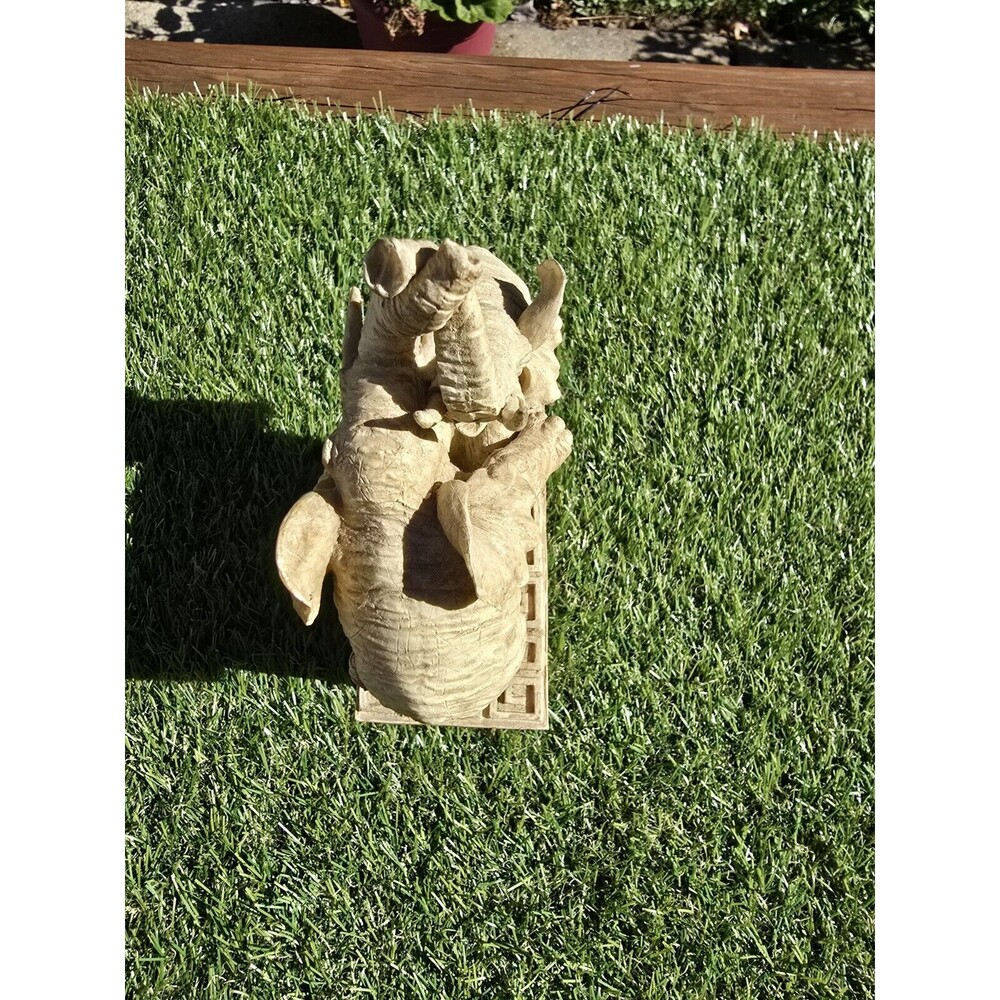 Standing Elephants Clock Mantle Free Standing Ivory Resin 10" Battery Operated - Picture 10 of 15